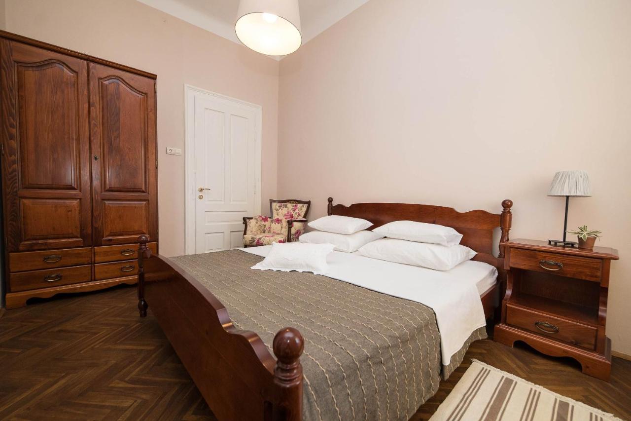 Apartmani Marion Crikvenica Exterior foto