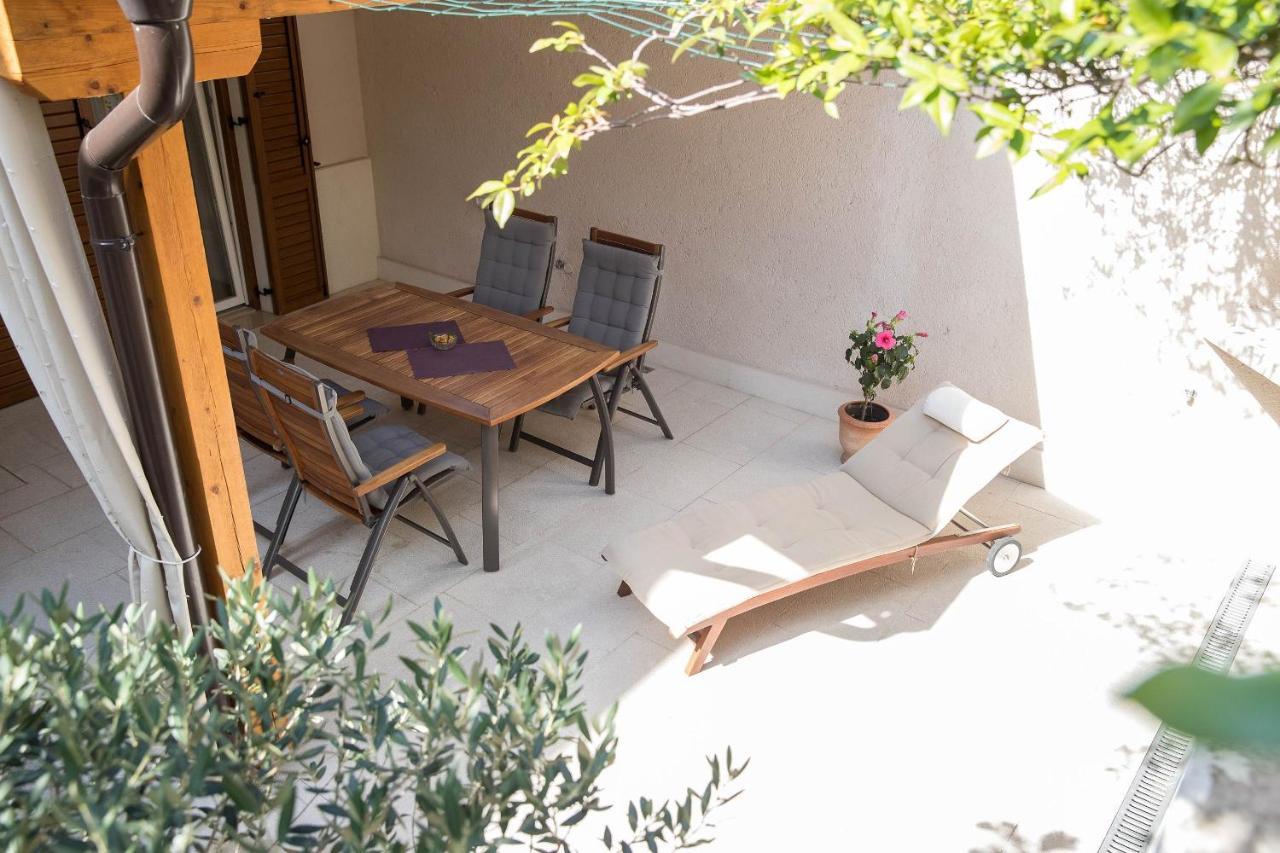 Apartmani Marion Crikvenica Exterior foto