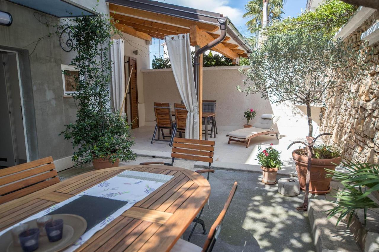 Apartmani Marion Crikvenica Exterior foto
